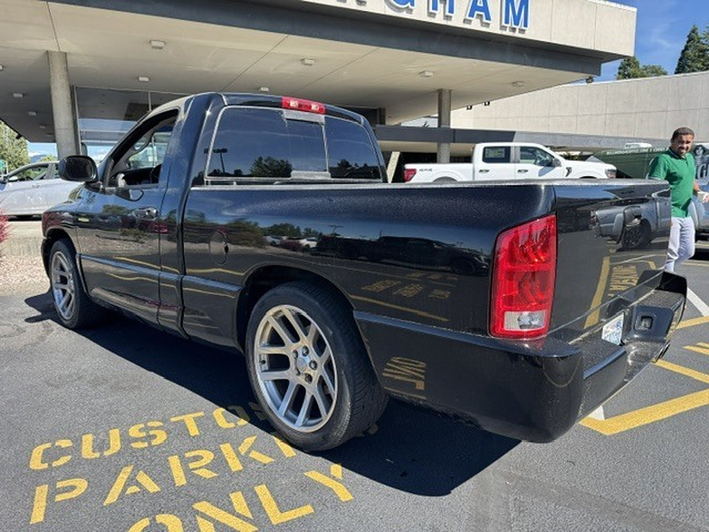 Used 2005 Dodge Ram 1500 Truck 2WD Regular Cab image 2