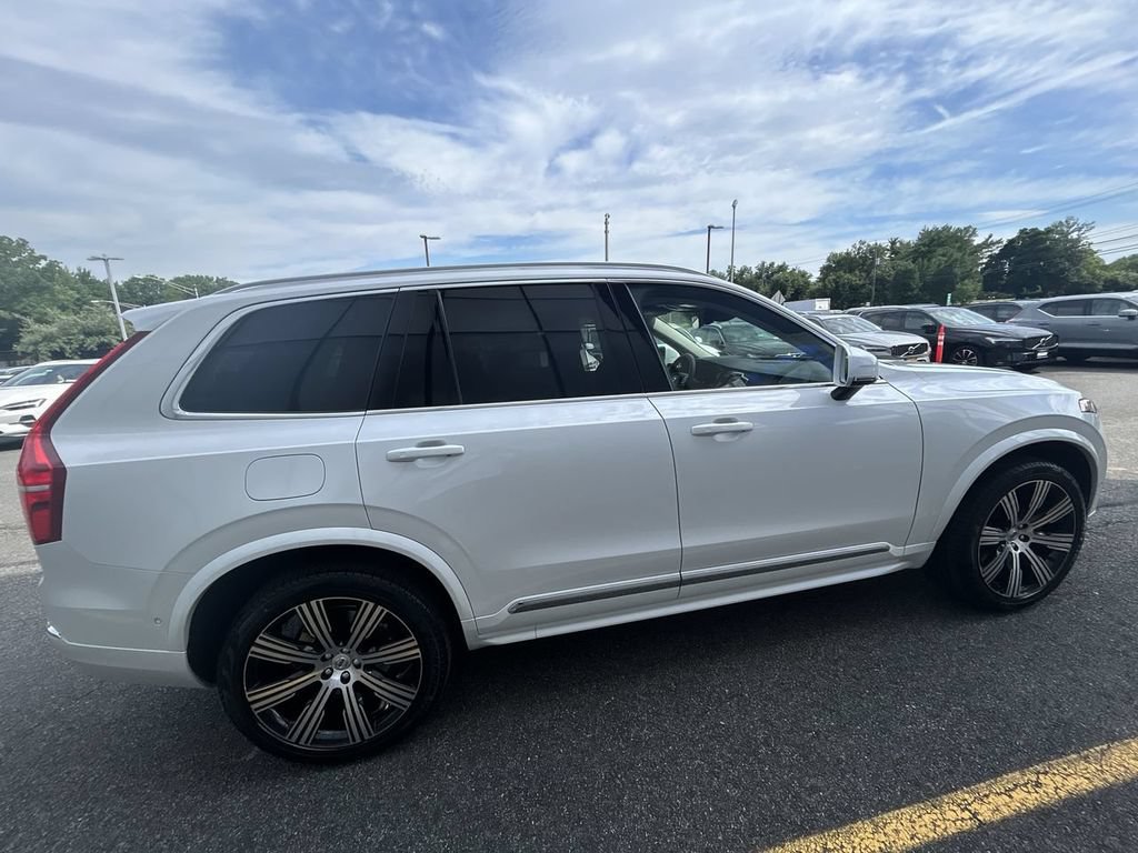 Certified 2023 Volvo XC90 B6 Ultimate w/ Protection Package Premier AWD/4WD image 9