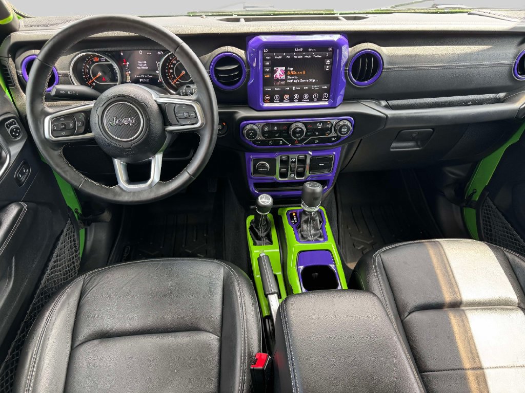 Used 2018 Jeep Wrangler Unlimited Sahara AWD/4WD image 12