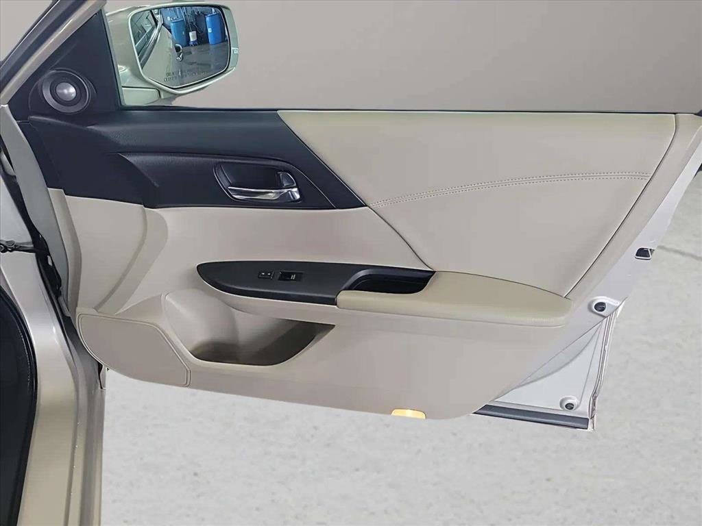 Used 2013 Honda Accord EX-L image 28