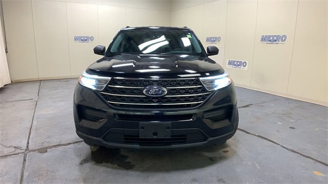 Used 2022 Ford Explorer XLT image 8
