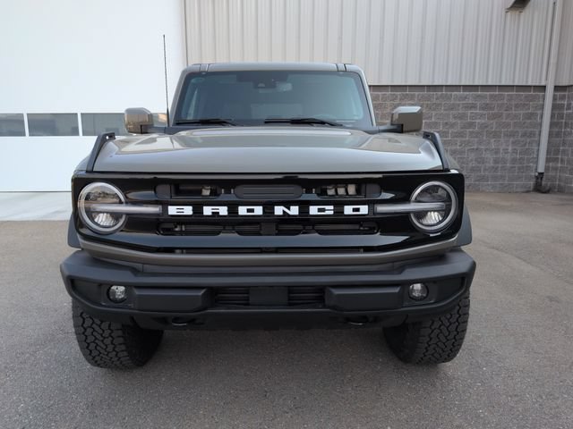 New 2026 Ford Bronco Outer Banks w/ Sasquatch Package AWD/4WD image 8