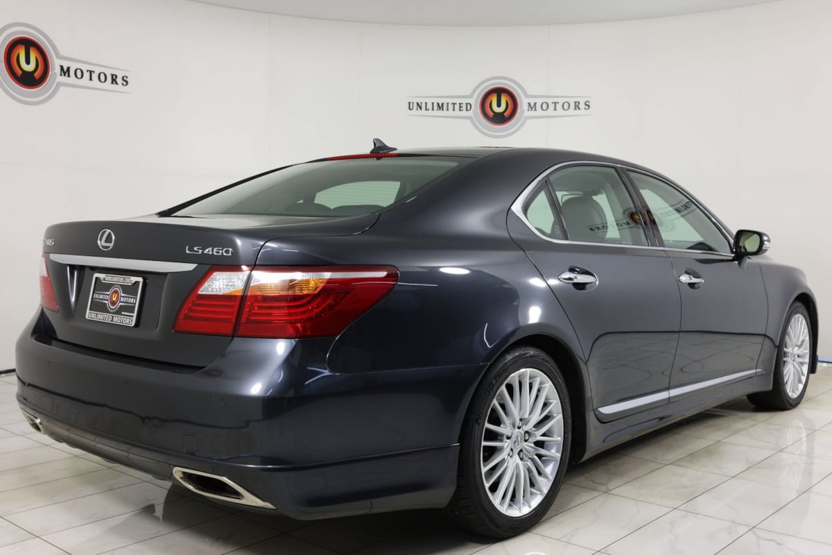 Used 2010 Lexus LS 460 RWD image 3