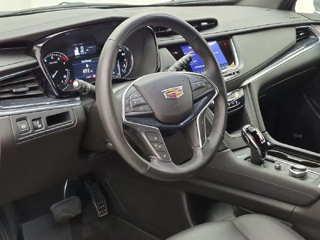 Certified 2024 Cadillac XT5 Premium Luxury w/ LPO, Floor Liner Package AWD/4WD image 9