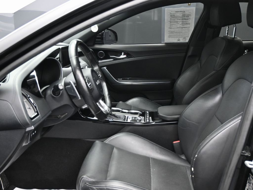 Used 2023 Kia Stinger GT-Line image 14