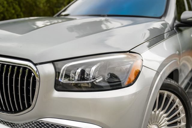 Used 2021 Mercedes-Benz Maybach GLS 600 4MATIC image 4