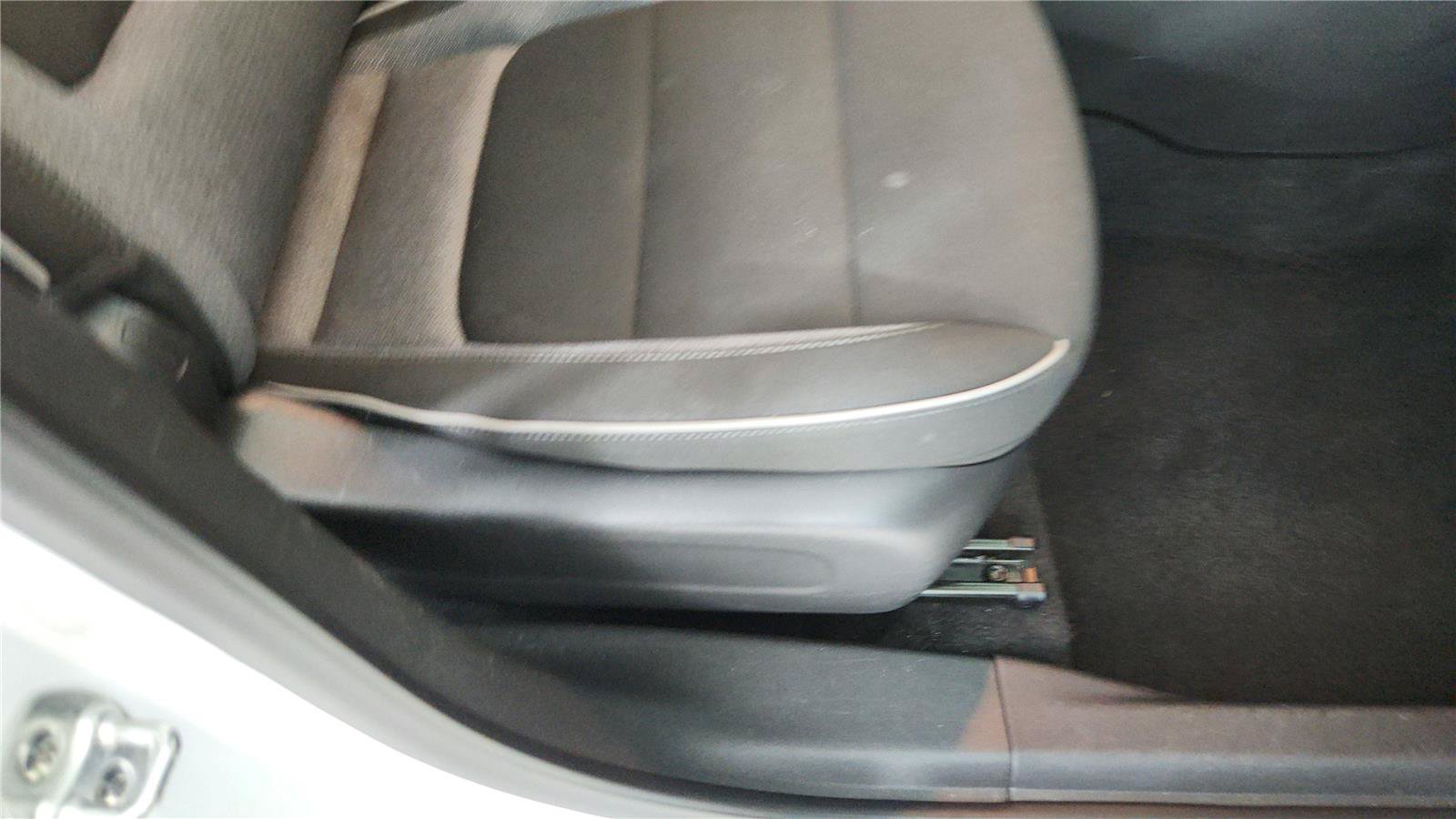 Used 2025 Chevrolet TrailBlazer LT FWD image 26