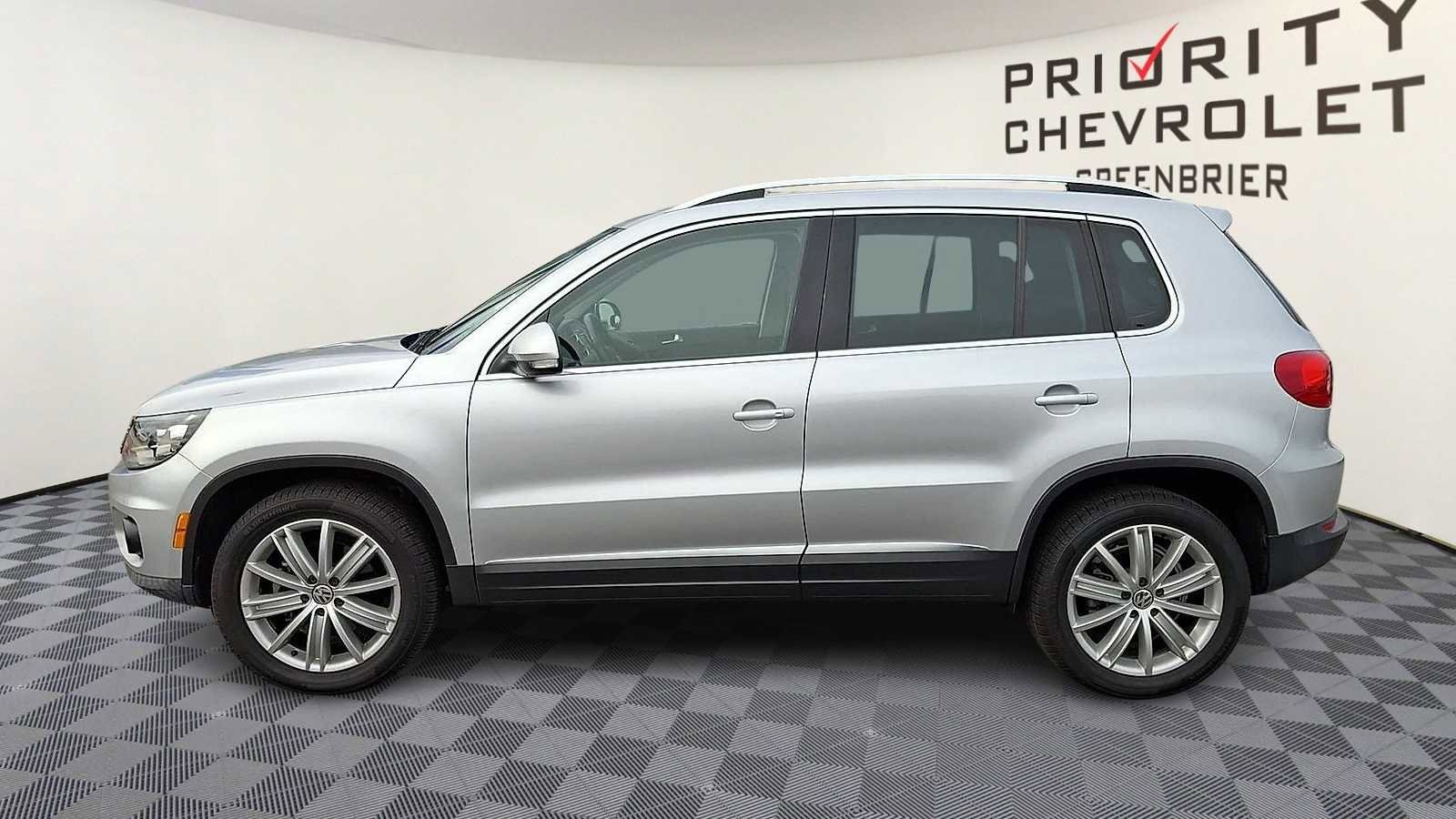 Used 2016 Volkswagen Tiguan SE image 5