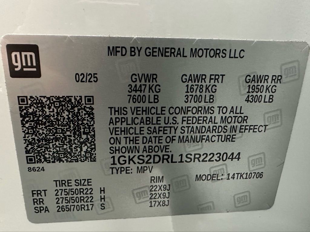 Used 2025 GMC Yukon Denali w/ Sun & Power Step Package image 11