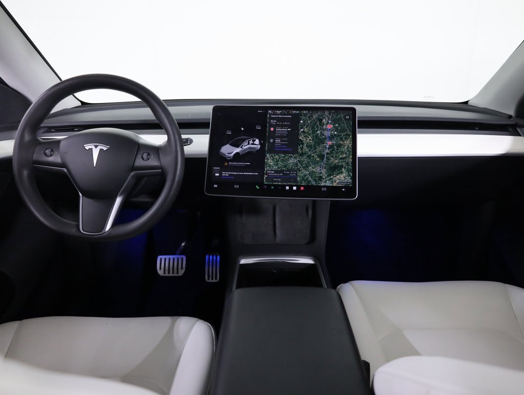 Used 2023 Tesla Model Y Performance image 48