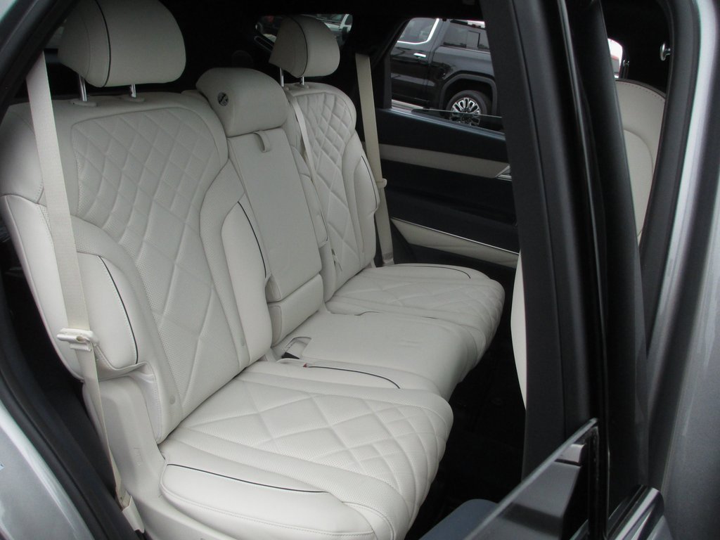 Used 2025 Genesis GV80 3.5T Prestige image 22