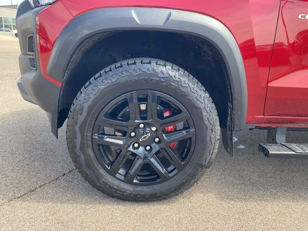 Used 2025 Chevrolet Colorado Trail Boss image 16