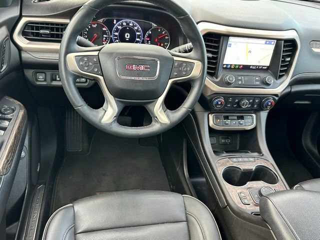 Used 2023 GMC Acadia Denali w/ Denali Ultimate Package image 8