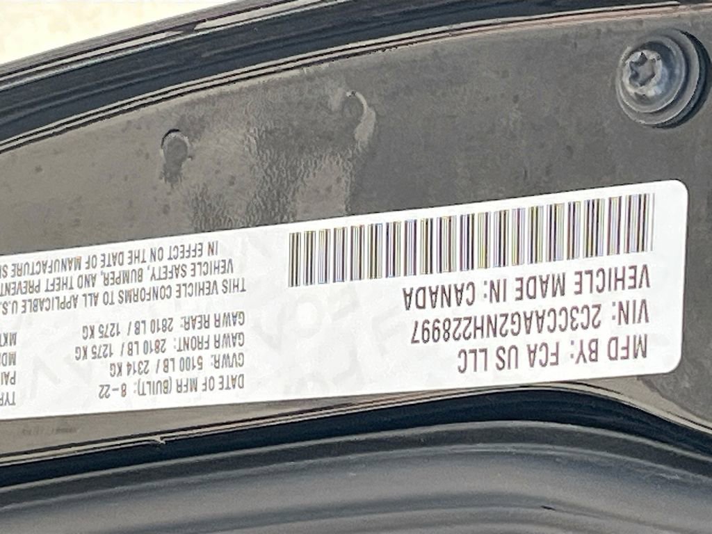 Used 2022 Chrysler 300 Touring w/ Sport Appearance Package image 28