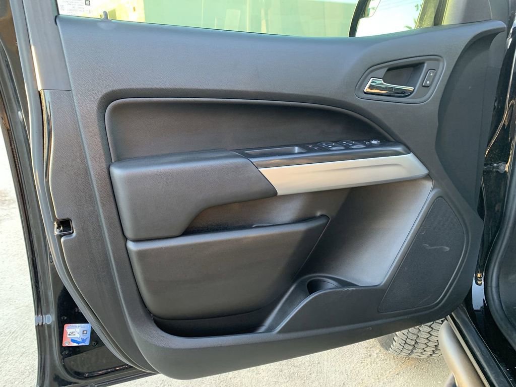 Certified 2022 Chevrolet Colorado LT w/ LT Convenience Package image 21