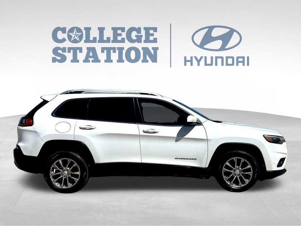 Used 2019 Jeep Cherokee Latitude Plus image 11