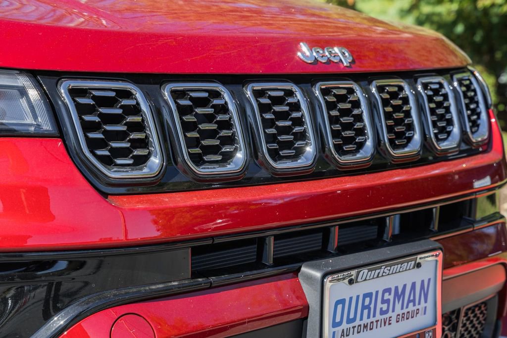 New 2026 Jeep Compass Limited image 12