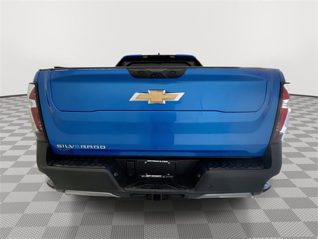 Used 2025 Chevrolet Silverado EV LT w/ LT Premium Package image 10