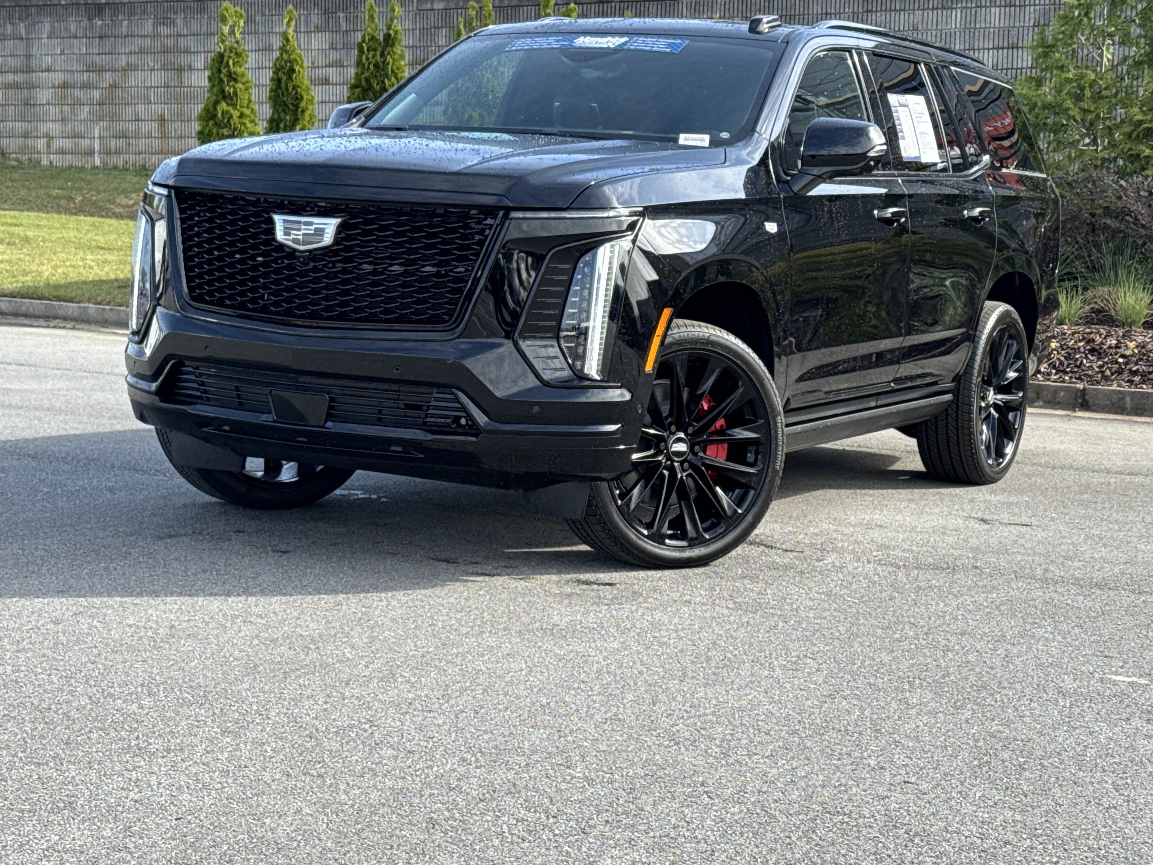 Used 2026 Cadillac Escalade Platinum Sport w/ LPO, ONYX Package image 5