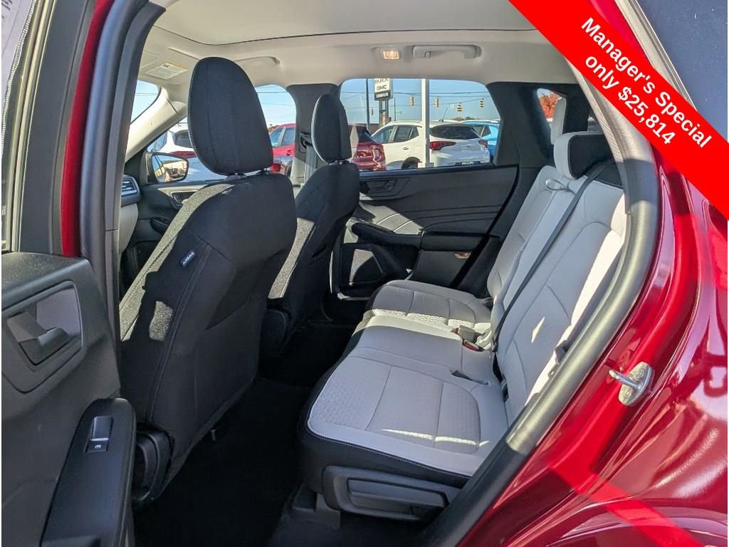 Used 2025 Ford Escape Active w/ Tech Pack #1 image 11