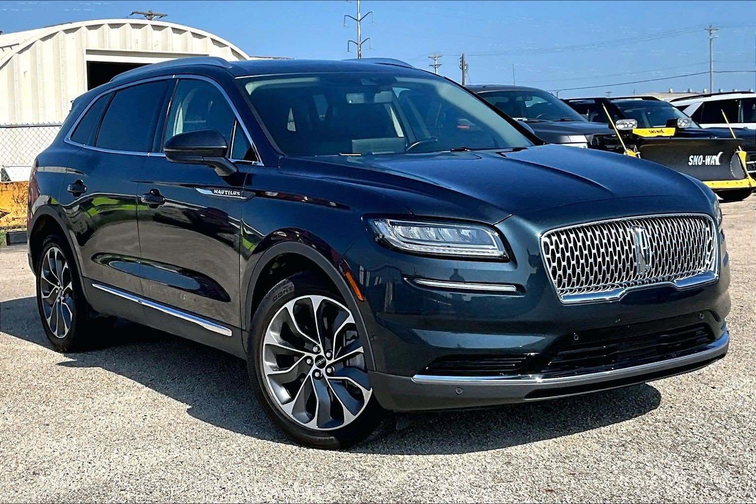 Used 2023 Lincoln Nautilus Reserve w/ Equipment Group 201A AWD/4WD image 37