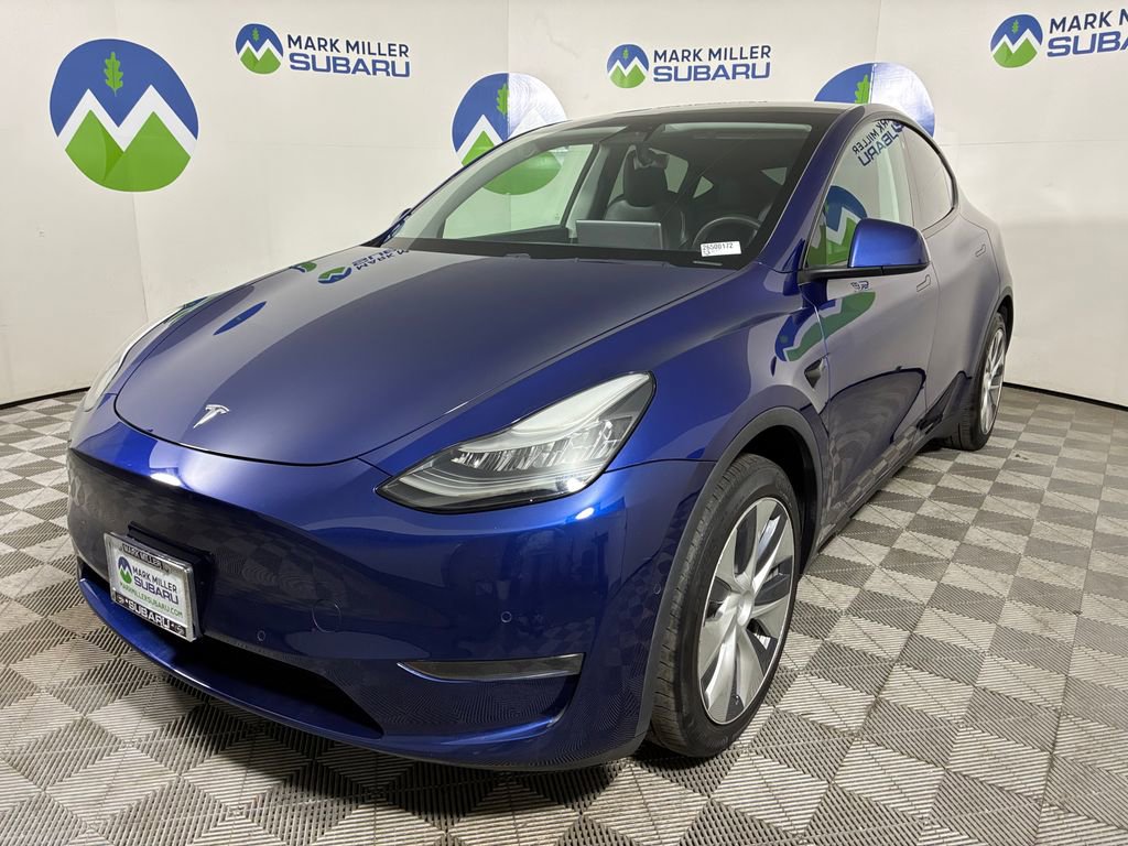 Used 2020 Tesla Model Y Long Range image 3