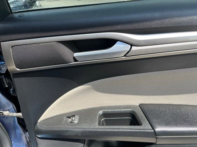 Used 2018 Ford Fusion S image 22
