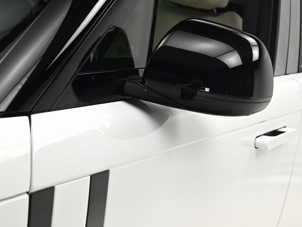 Used 2025 Land Rover Range Rover Long Wheelbase Autobiography image 36