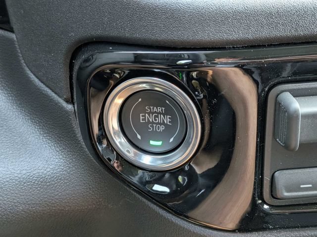 New 2026 Chevrolet Silverado 1500 LT w/ Z71 Off-Road Package AWD/4WD image 29
