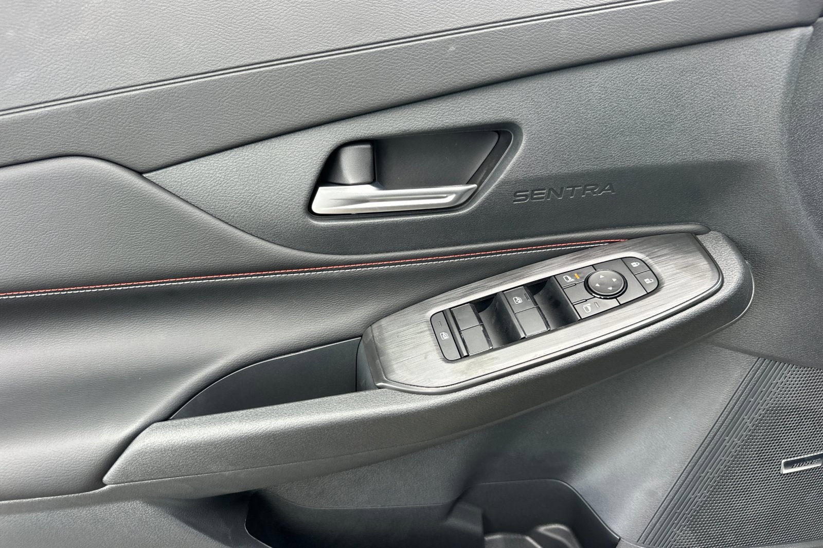 New 2027 Nissan Sentra SR w/ SR Premium Package FWD image 12