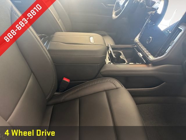 New 2026 GMC Yukon XL Denali w/ LPO, Floor Liner Package AWD/4WD image 5