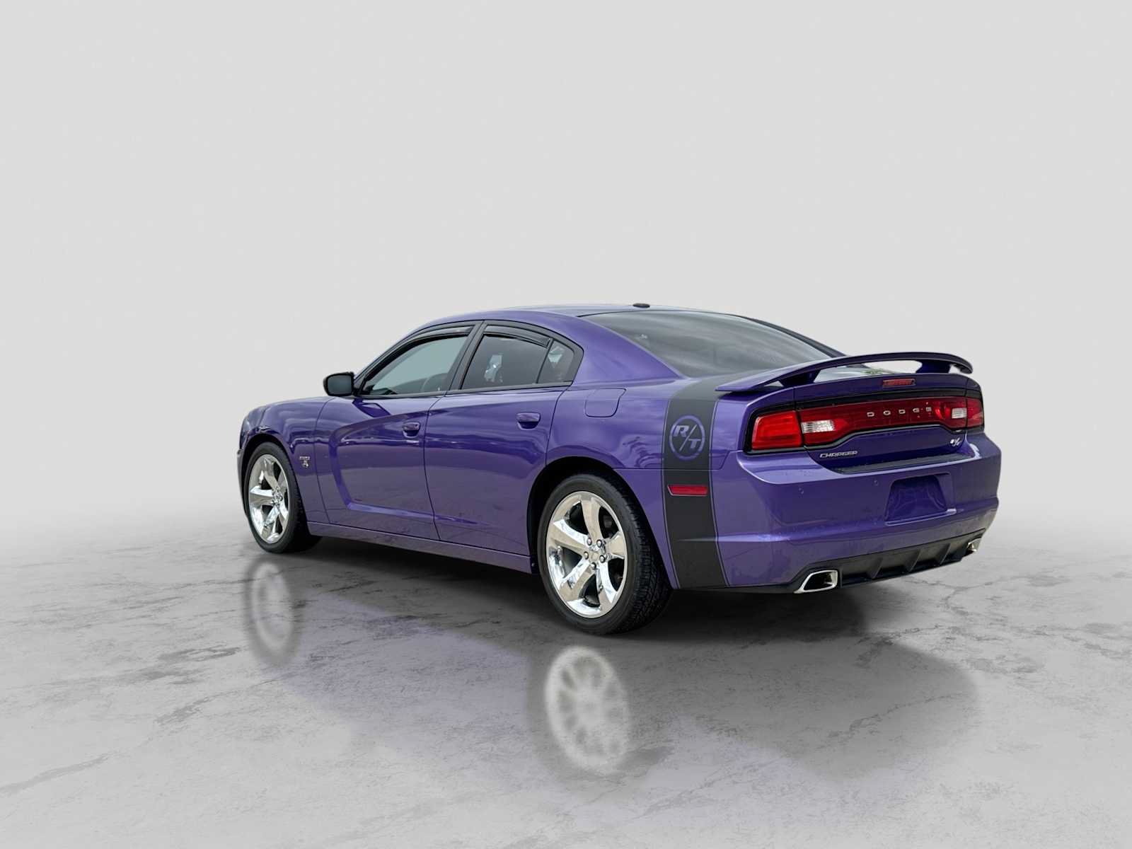 Used 2014 Dodge Charger R/T RWD image 4