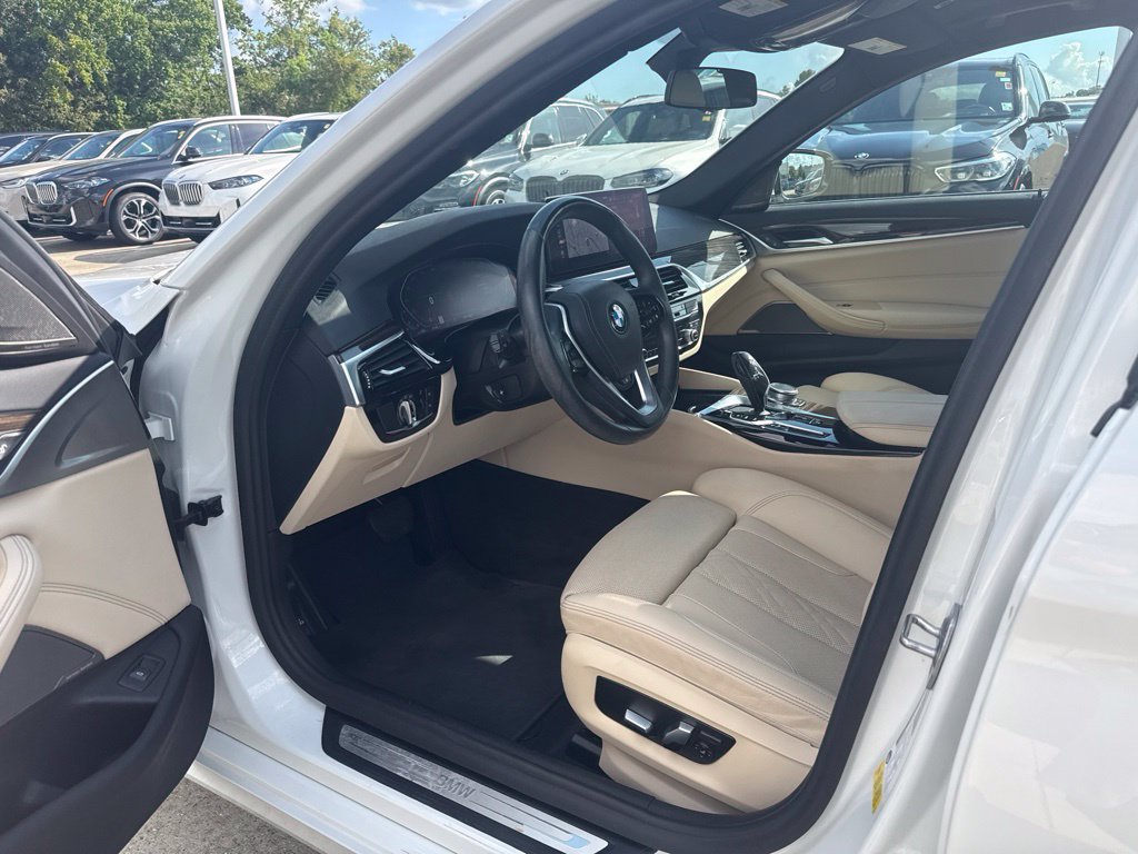 Used 2021 BMW 540i w/ Premium Package RWD image 12