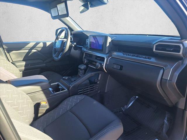 New 2025 Toyota Tacoma SR5 AWD/4WD image 18