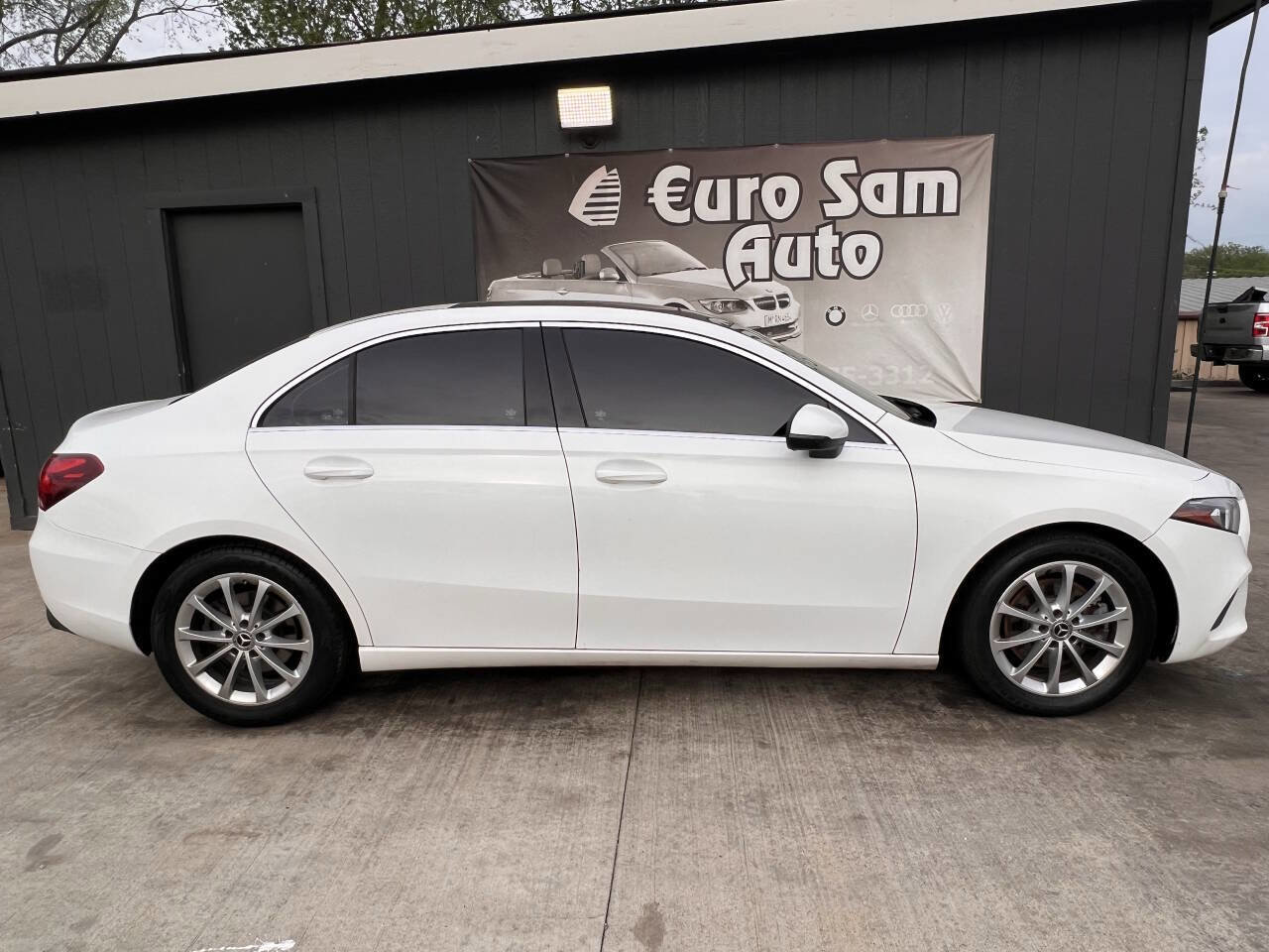 Used 2019 Mercedes-Benz A 220 image 8