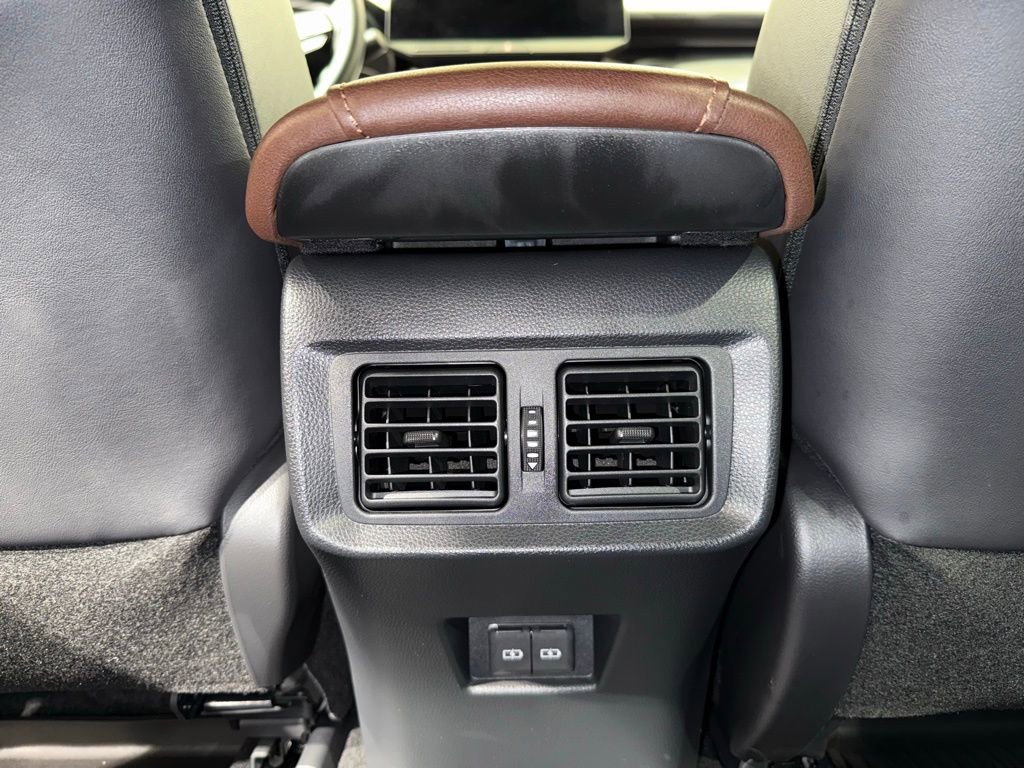 Certified 2024 Toyota Venza Limited AWD/4WD image 20