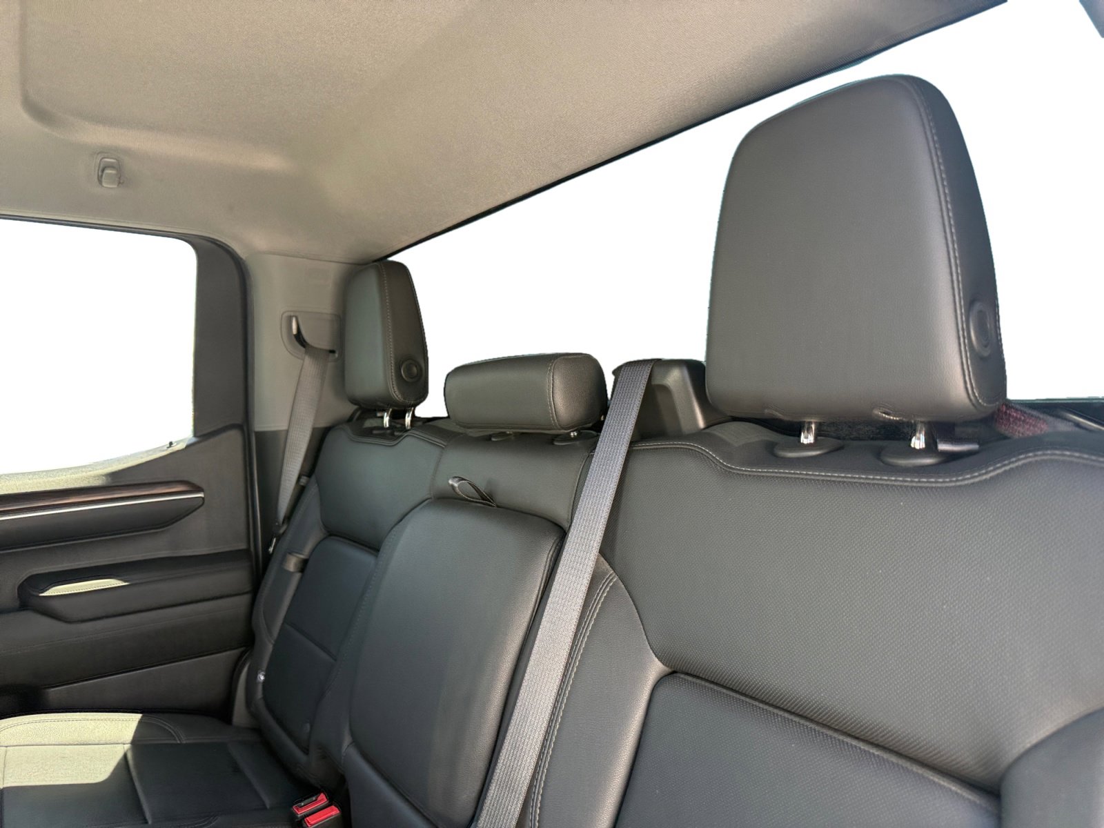 Used 2022 GMC Sierra 1500 SLT w/ SLT Convenience Package AWD/4WD image 11