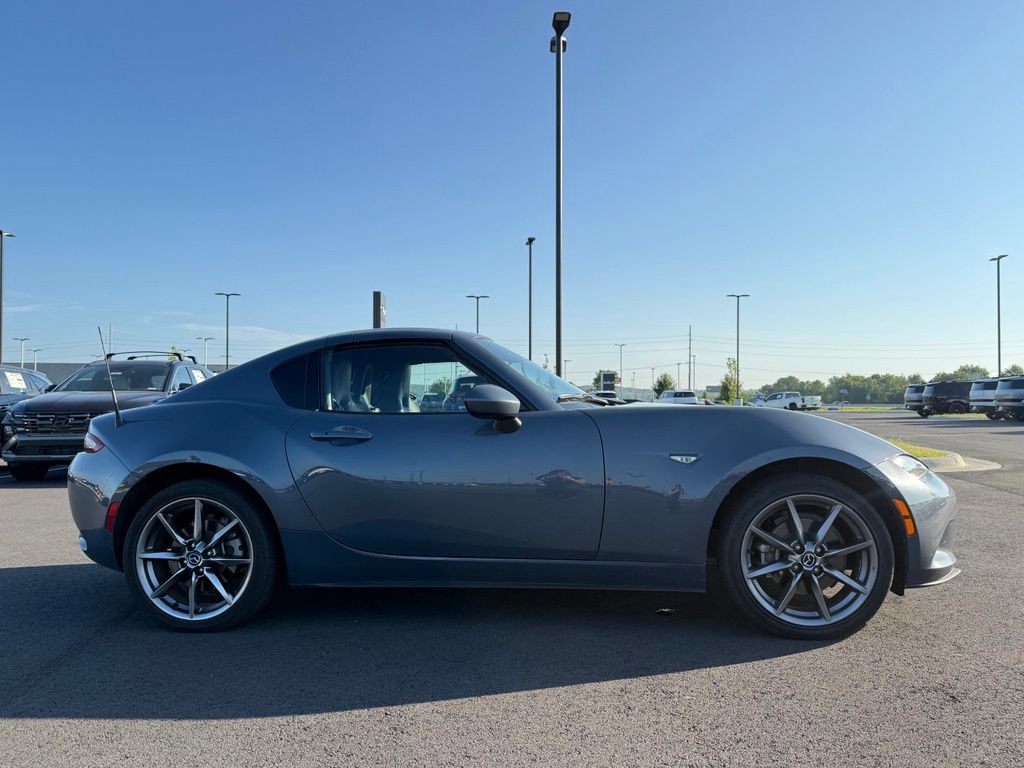 Used 2021 MAZDA MX-5 Miata RF Grand Touring RWD image 4
