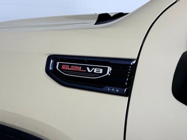 Used 2023 GMC Sierra 1500 AT4 w/ AT4 Premium Package AWD/4WD image 13