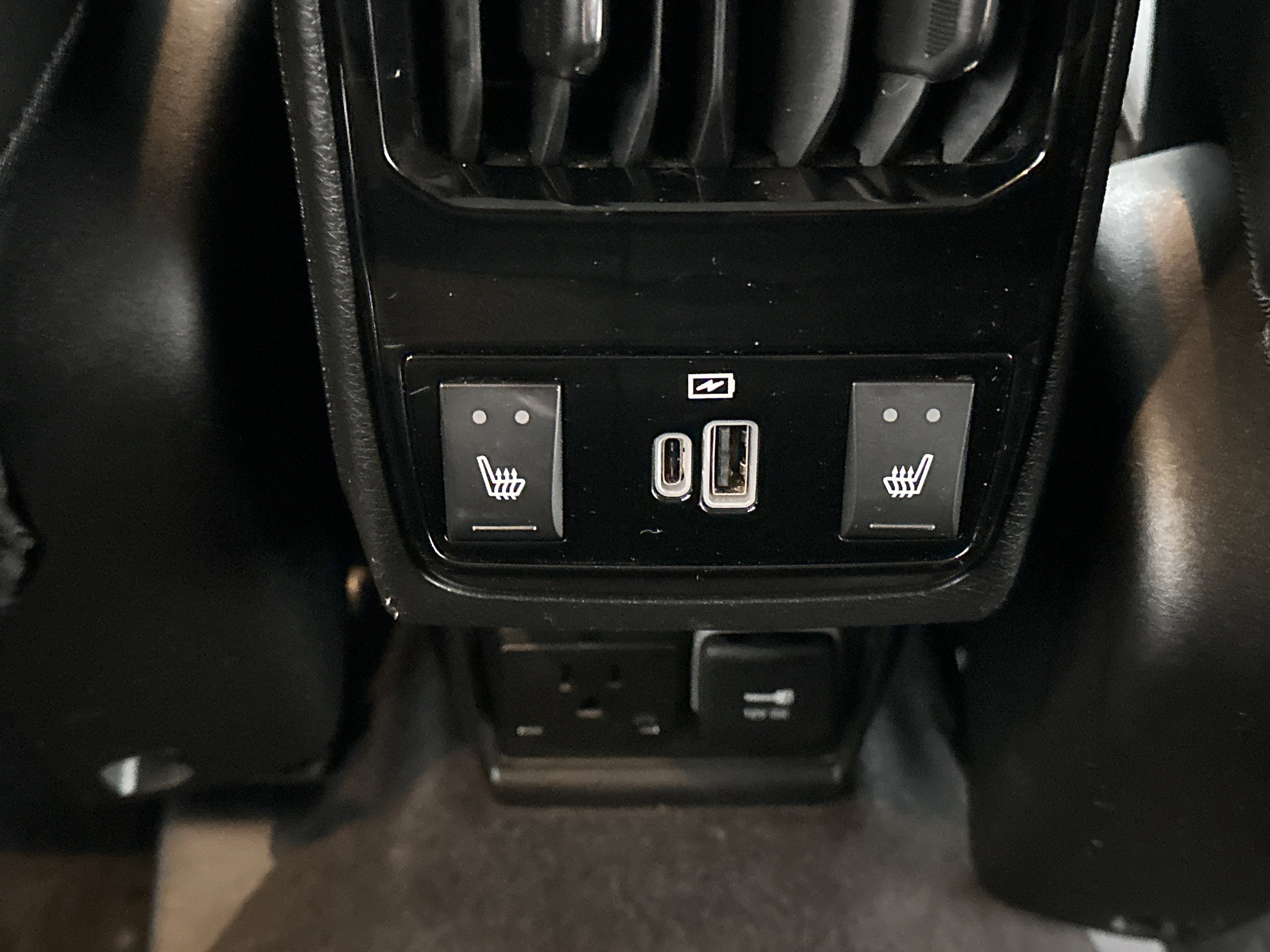 Used 2022 Jeep Compass Trailhawk w/ Trailhawk Elite Group image 22