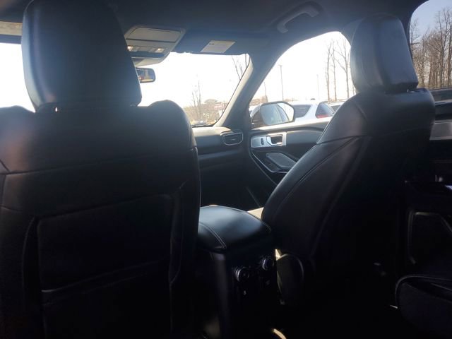 Used 2022 Ford Explorer ST w/ Equipment Group 401A AWD/4WD image 30