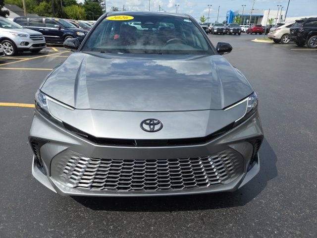 Used 2026 Toyota Camry XSE AWD/4WD image 2