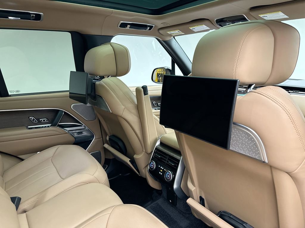 Used 2024 Land Rover Range Rover Autobiography AWD/4WD image 20