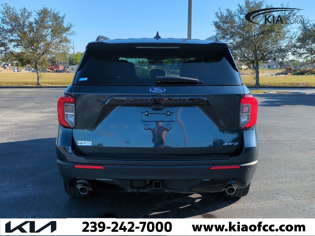 Used 2024 Ford Explorer ST-Line w/ Class IV Trailer Tow Package image 6