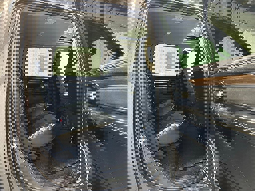 Used 2024 RAM 2500 Laramie image 51