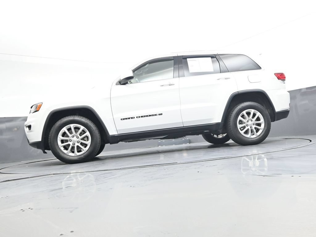 Used 2022 Jeep Grand Cherokee Laredo E AWD/4WD image 46