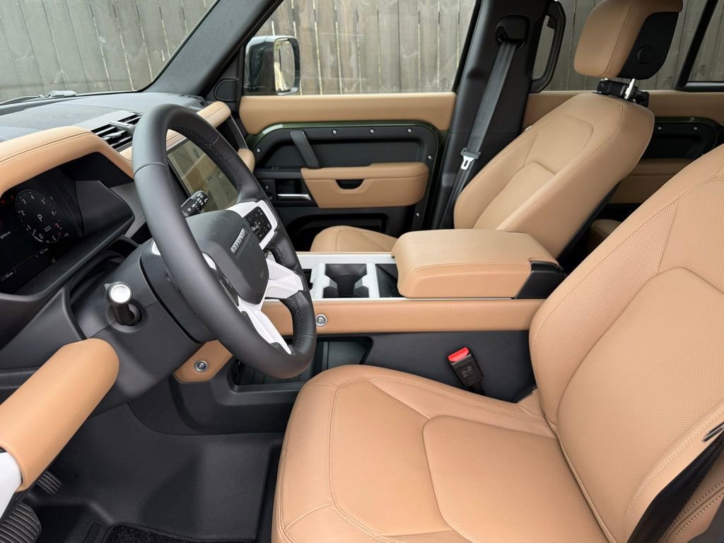 New 2026 Land Rover Defender 110 X-Dynamic SE image 10
