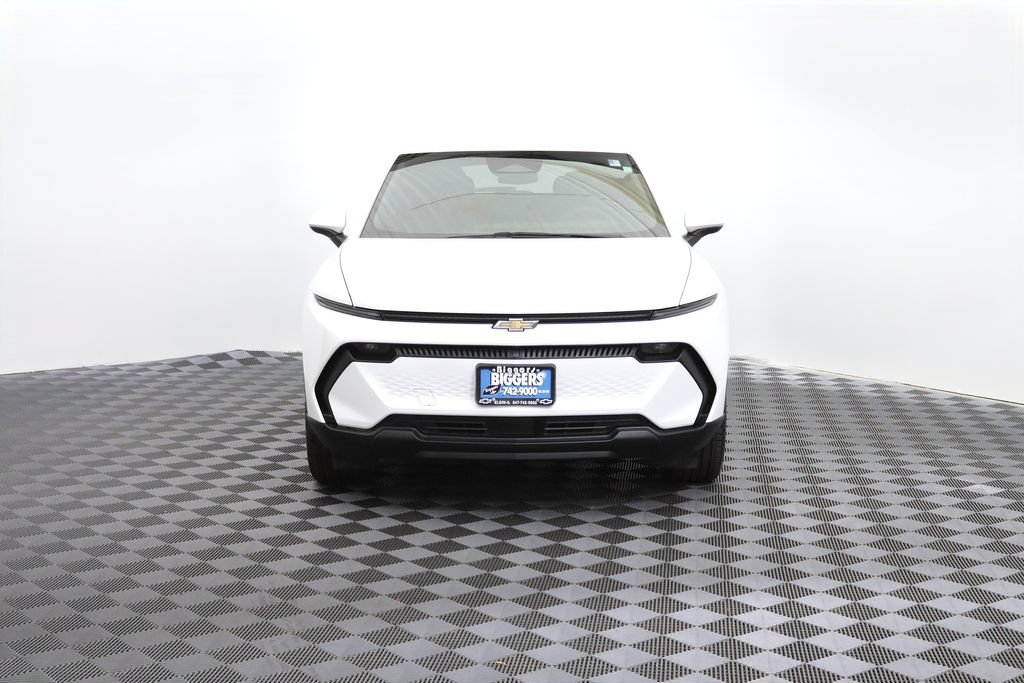 Certified 2026 Chevrolet Equinox EV LT FWD image 2
