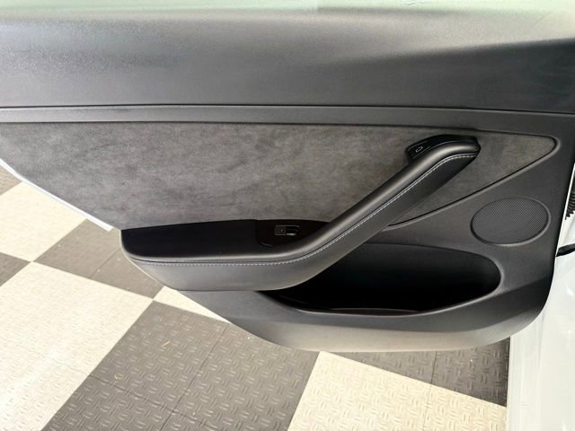Used 2022 Tesla Model 3 Performance image 19