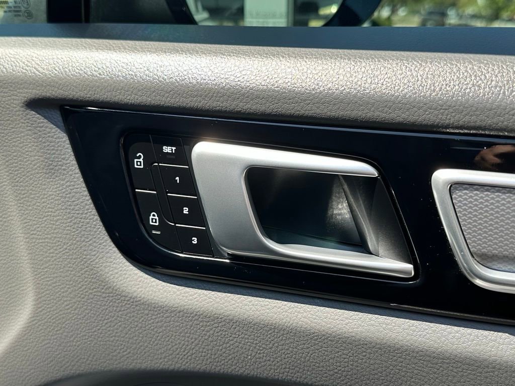 Used 2022 Porsche Cayenne E-Hybrid Coupe image 53